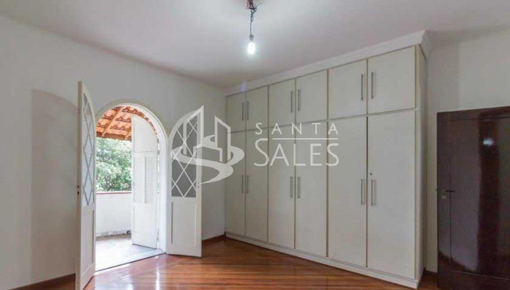 Casa, 4 quartos, 330 m² - Foto 2