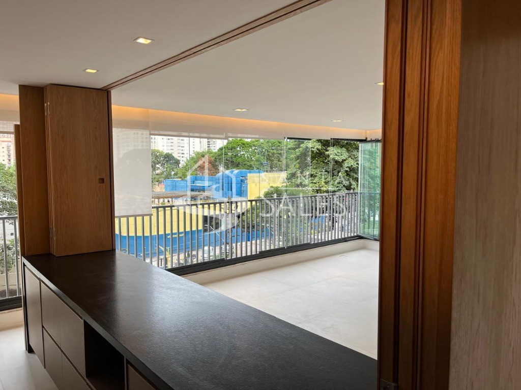 Apartamento, 3 quartos, 147 m² - Foto 2