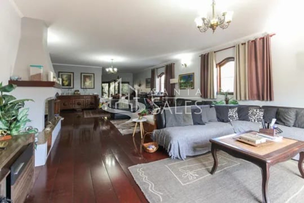 Casa, 4 quartos, 858 m² - Foto 1