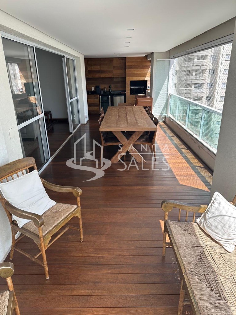 Apartamento, 3 quartos, 230 m² - Foto 1