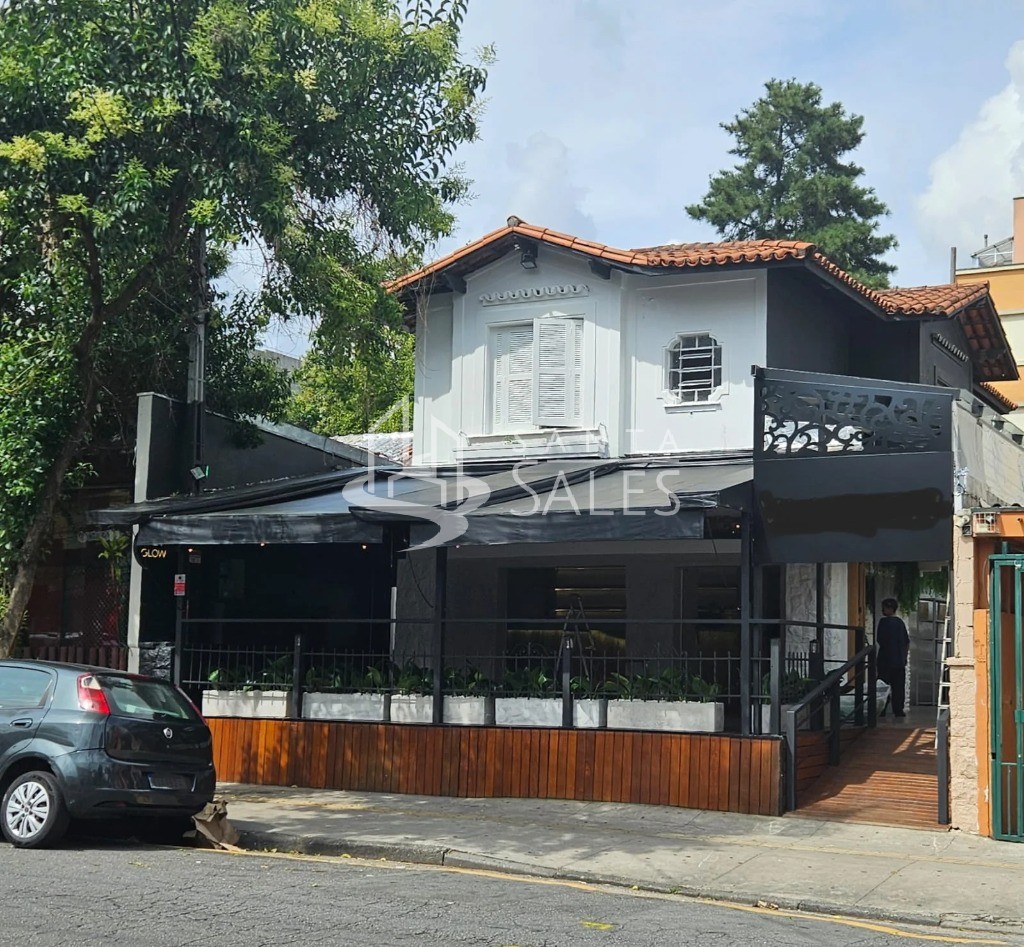 Sobrado, 3 quartos, 340 m² - Foto 1