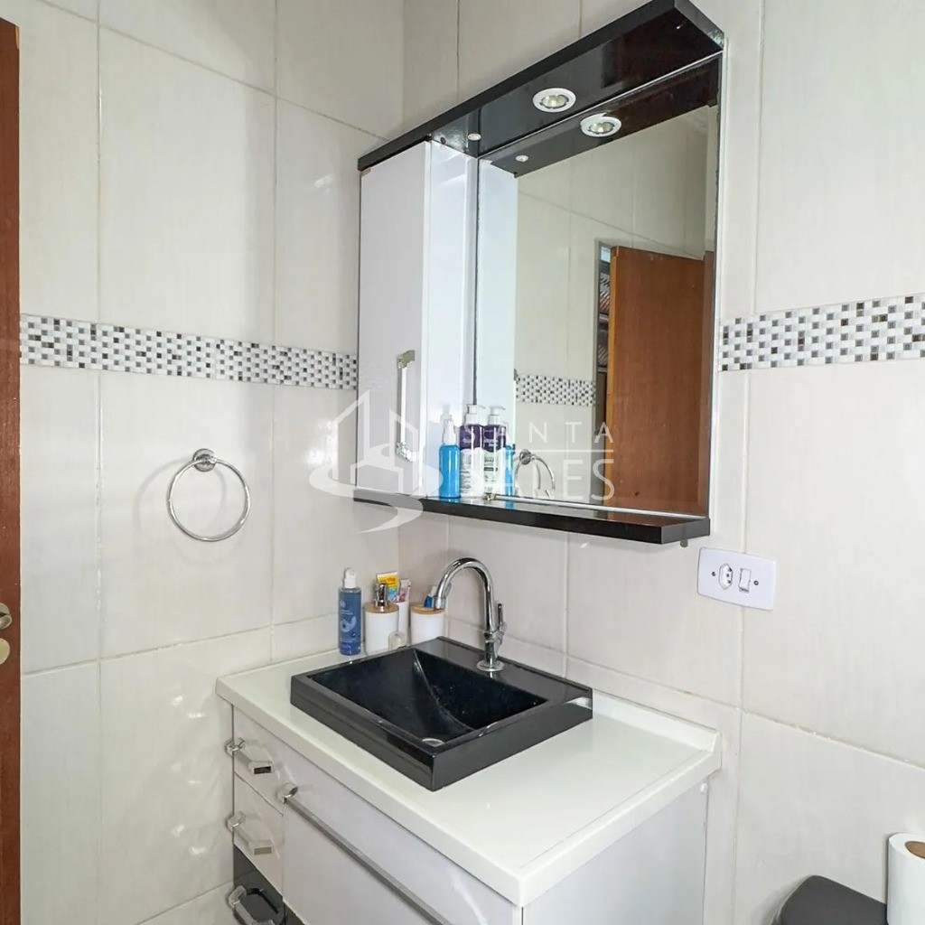 Casa, 4 quartos, 260 m² - Foto 2