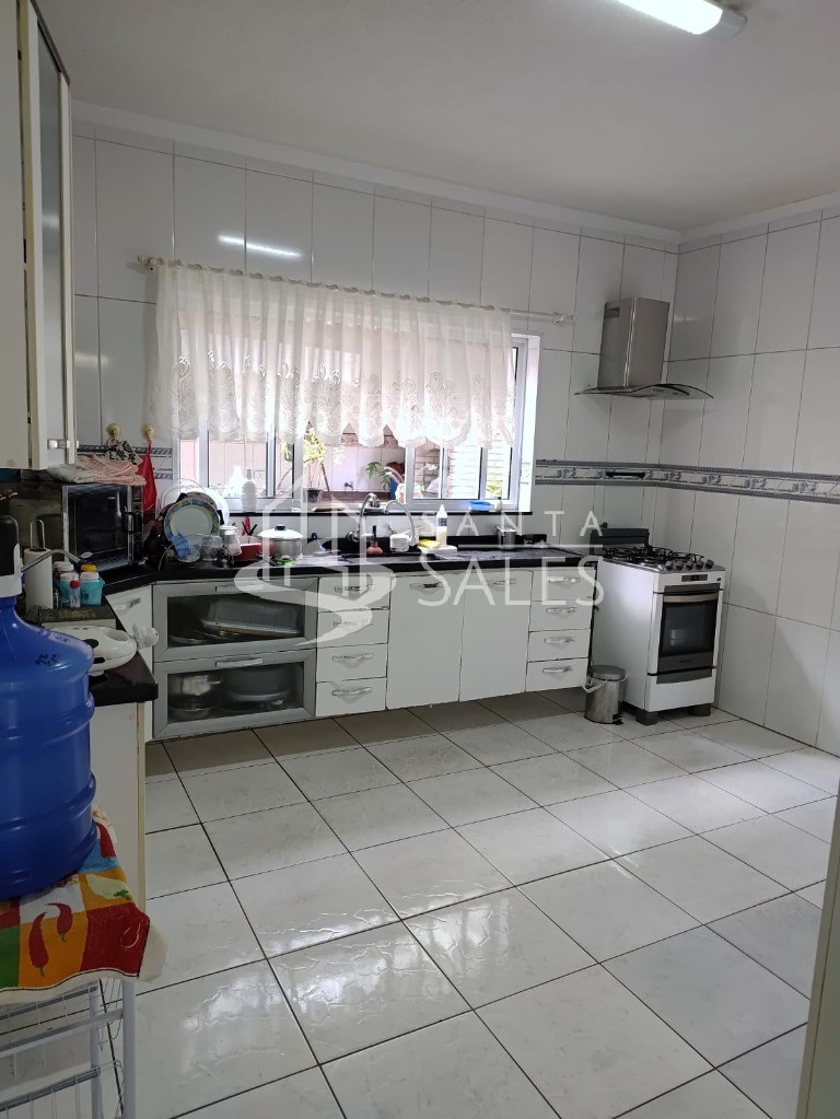 Sobrado, 3 quartos, 193 m² - Foto 2
