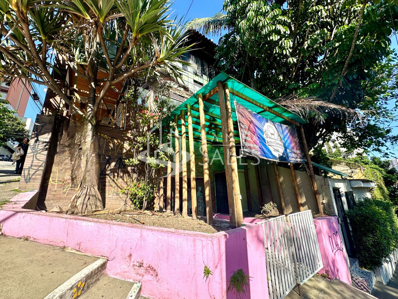 Prédio Inteiro à venda, 140m² - Foto 2