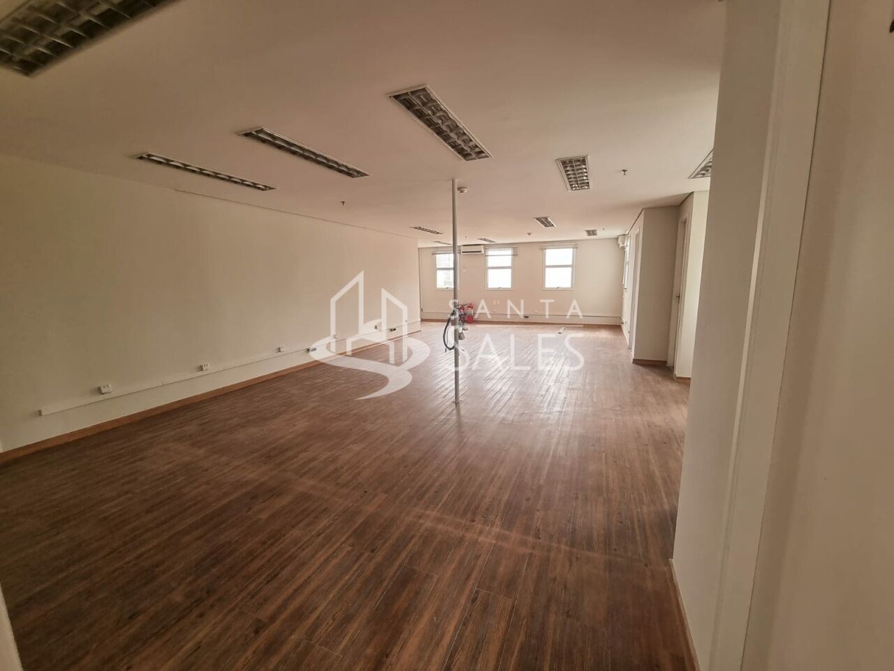 Sala-Conjunto, 105 m² - Foto 1