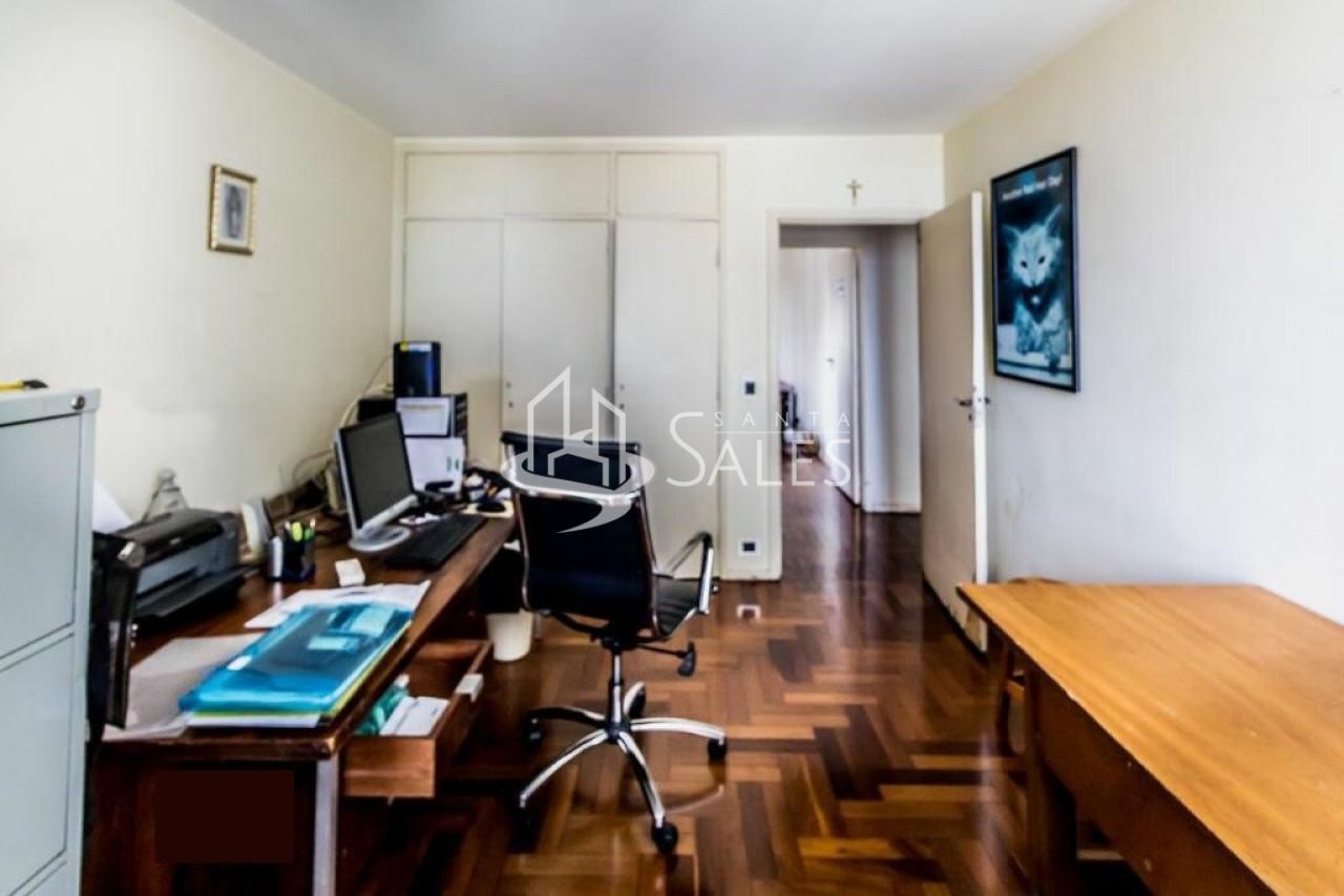 Apartamento para alugar com 4 quartos, 220m² - Foto 2