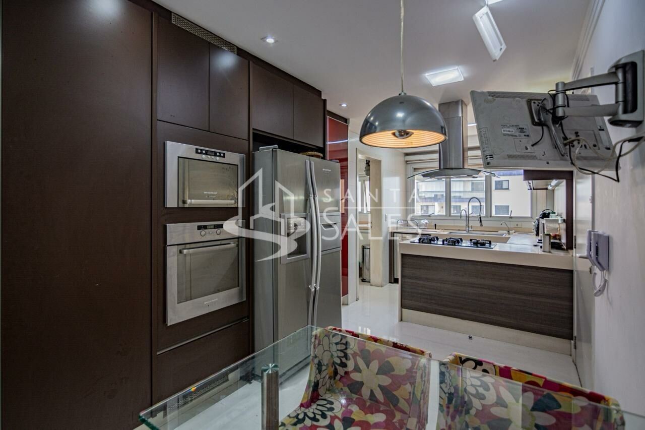 Apartamento para alugar com 4 quartos, 206m² - Foto 27