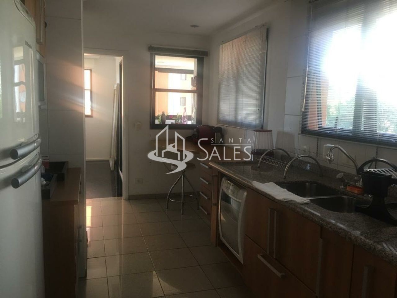 Apartamento à venda com 3 quartos, 165m² - Foto 5