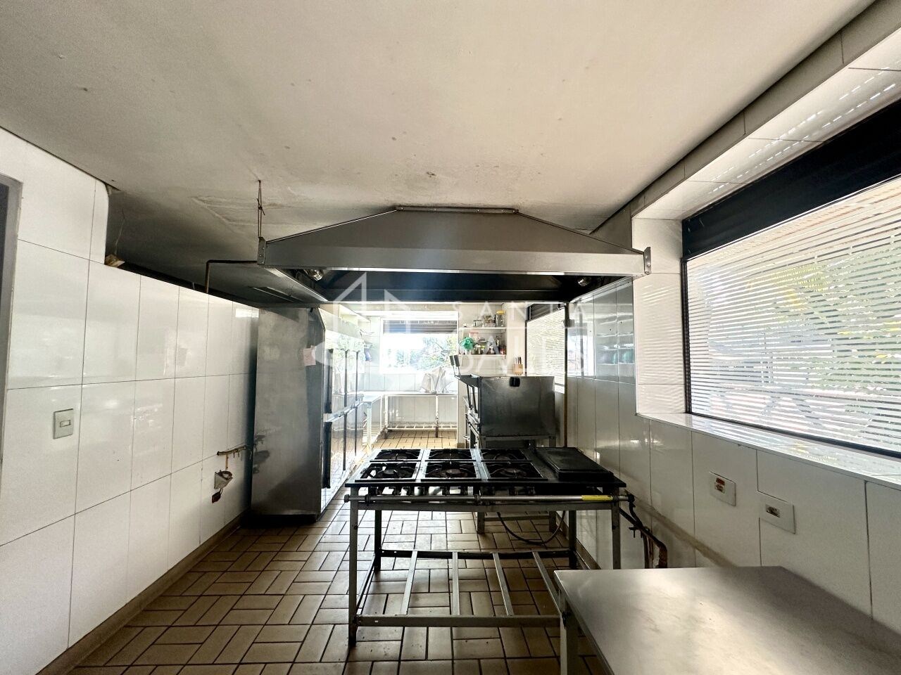Prédio Inteiro à venda, 140m² - Foto 18