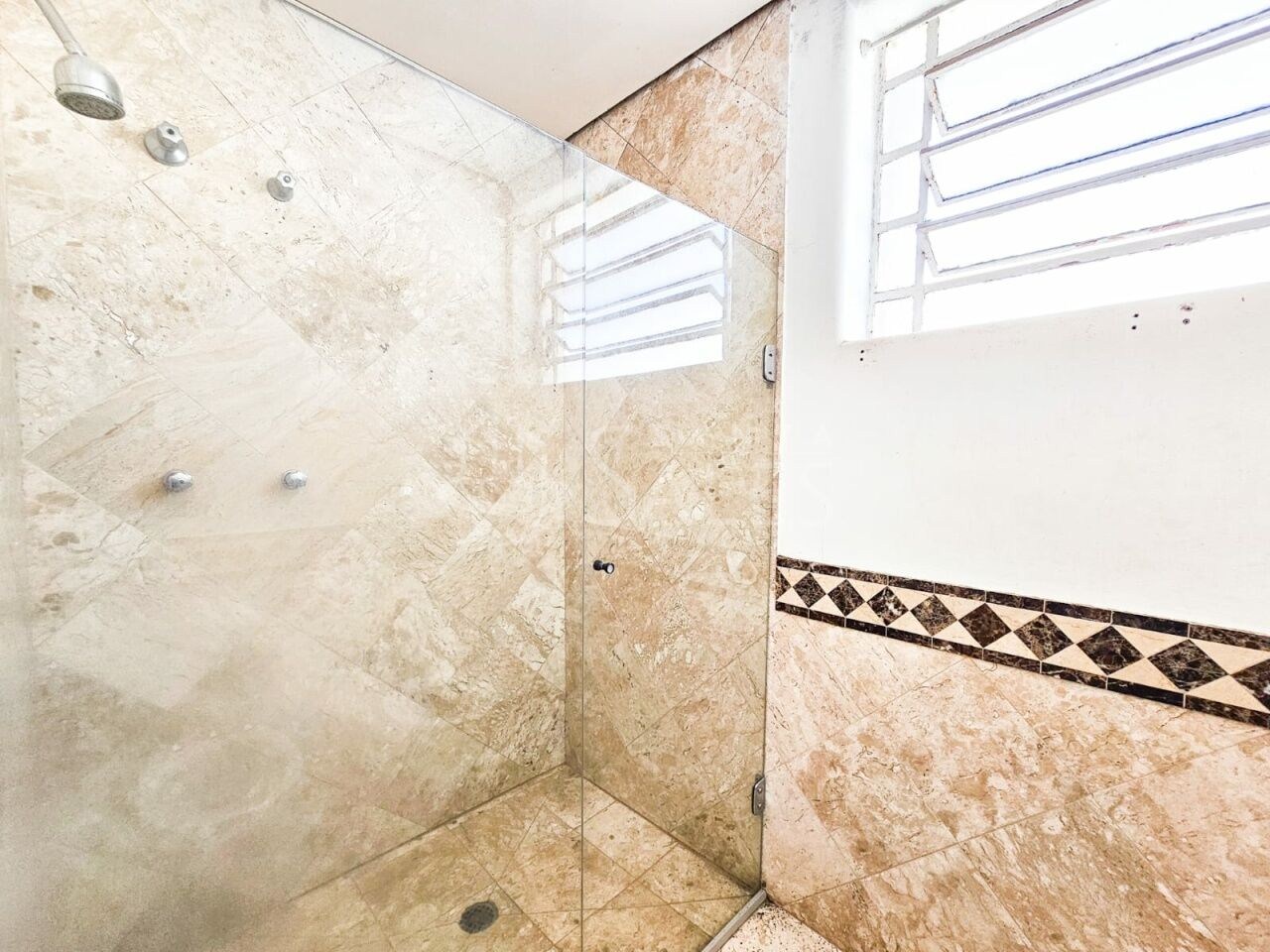 Sobrado, 3 quartos, 300 m² - Foto 32