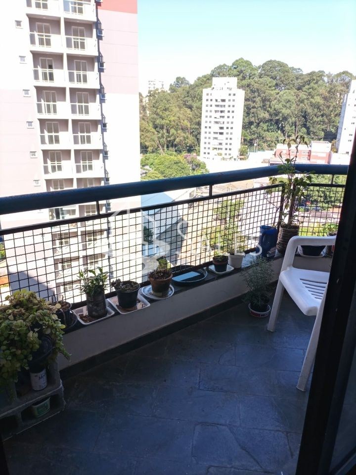 Apartamento para alugar com 3 quartos, 98m² - Foto 13