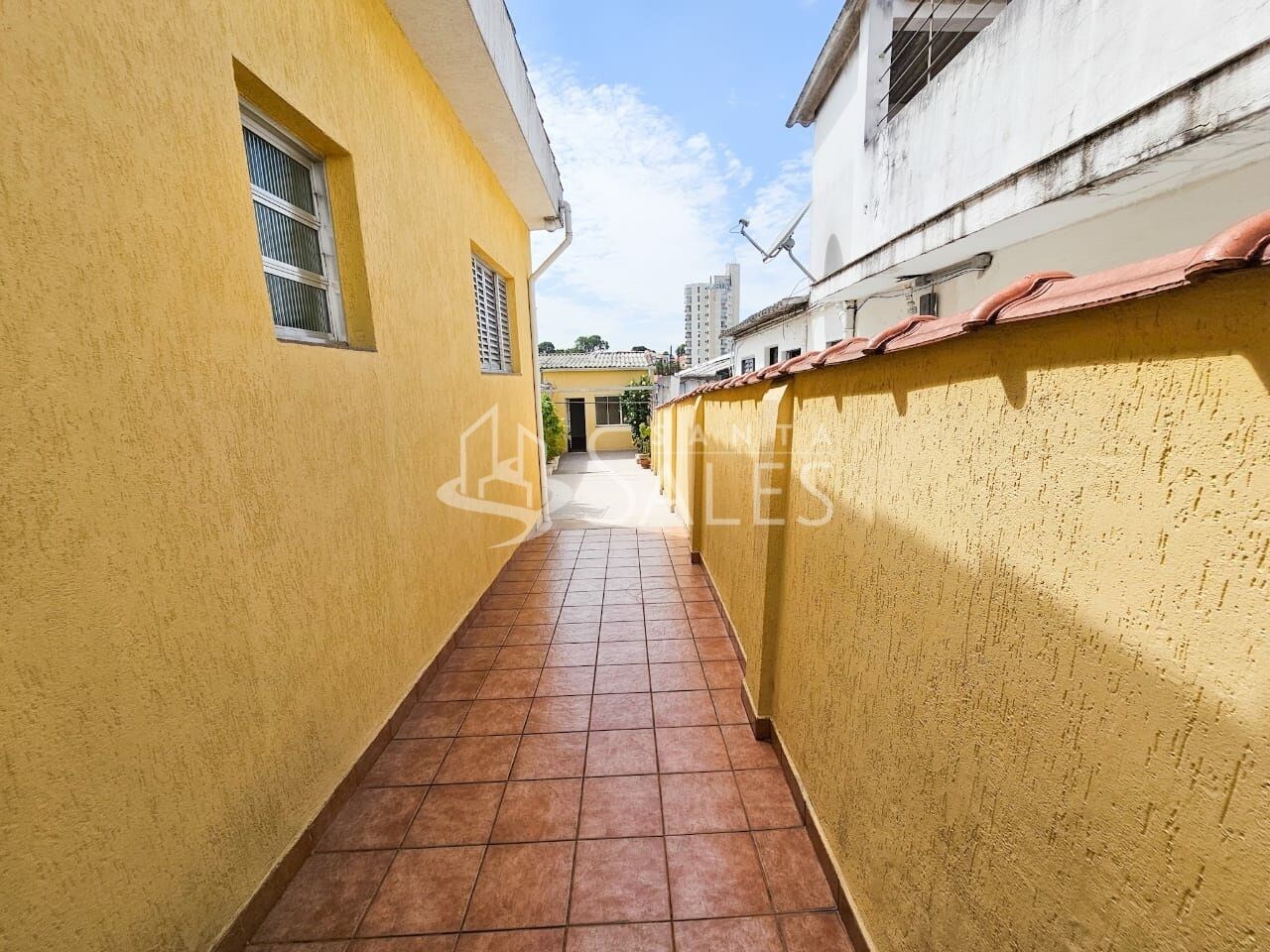 Casa à venda com 4 quartos, 200m² - Foto 27