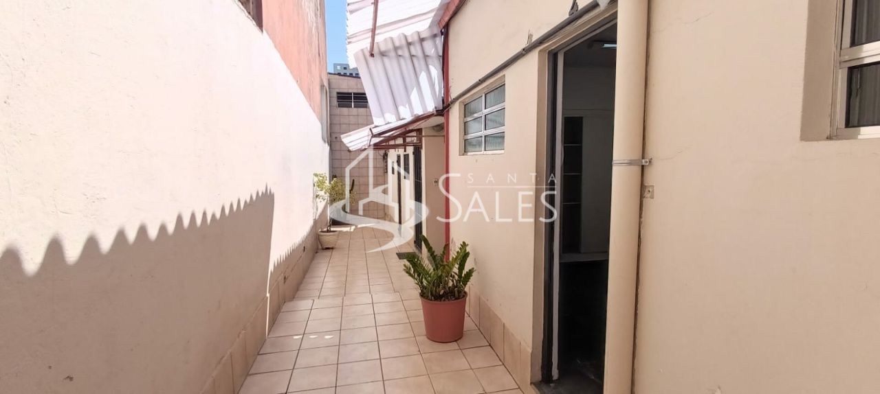 Prédio Inteiro à venda com 11 quartos, 131m² - Foto 1