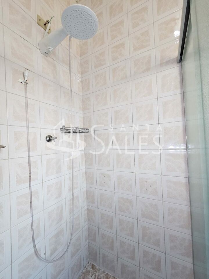 Casa à venda com 4 quartos, 200m² - Foto 13