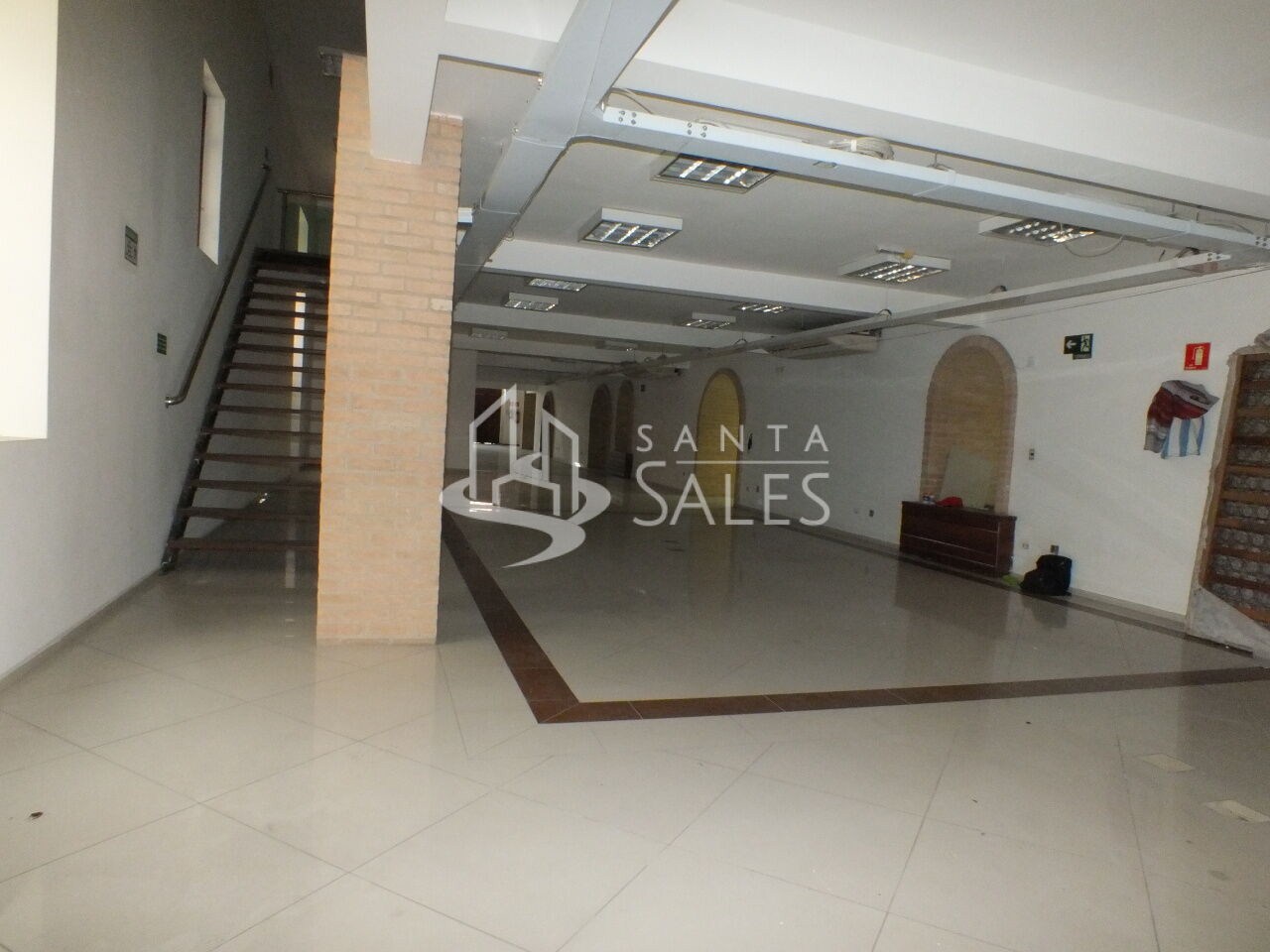 Prédio Inteiro à venda com 10 quartos, 3000m² - Foto 10