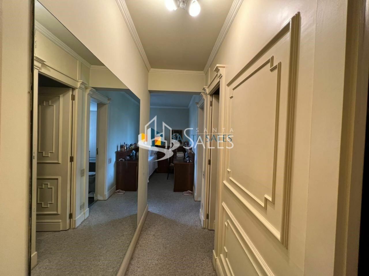 Apartamento para alugar com 4 quartos, 220m² - Foto 2