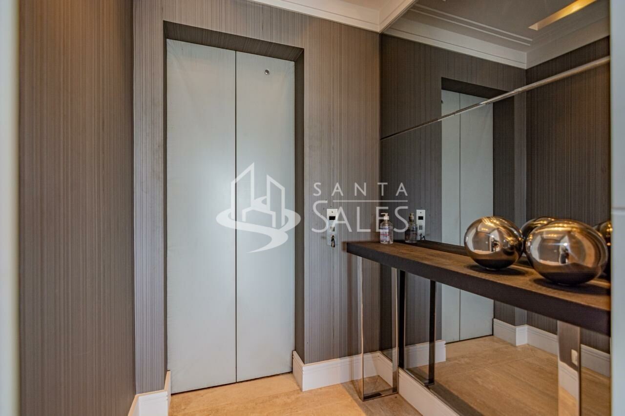 Apartamento para alugar com 4 quartos, 206m² - Foto 10