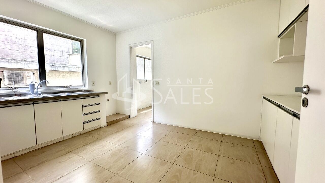 Apartamento para alugar com 3 quartos, 157m² - Foto 10
