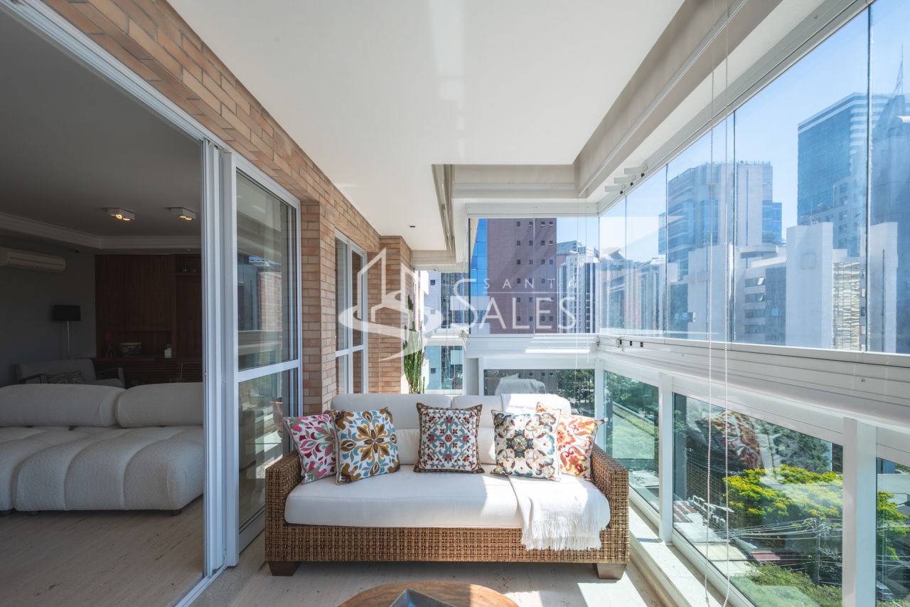 Apartamento para alugar com 4 quartos, 239m² - Foto 9
