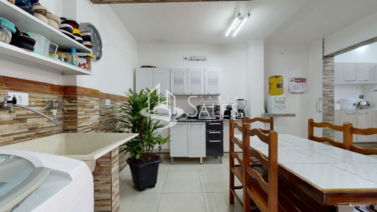 Casa, 3 quartos, 220 m² - Foto 2