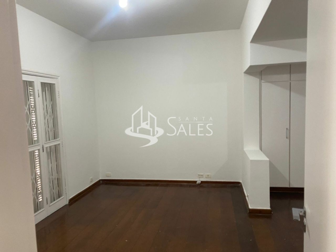 Casa para alugar com 4 quartos, 450m² - Foto 6