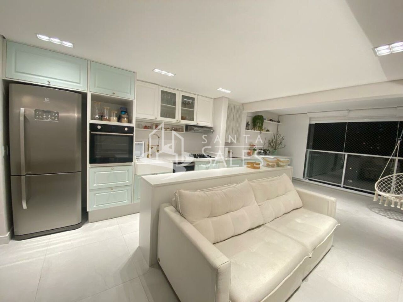 Apartamento à venda com 2 quartos, 68m² - Foto 17