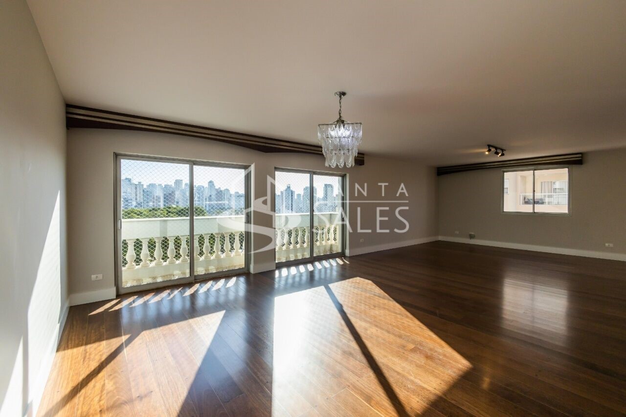Apartamento à venda com 3 quartos, 200m² - Foto 1