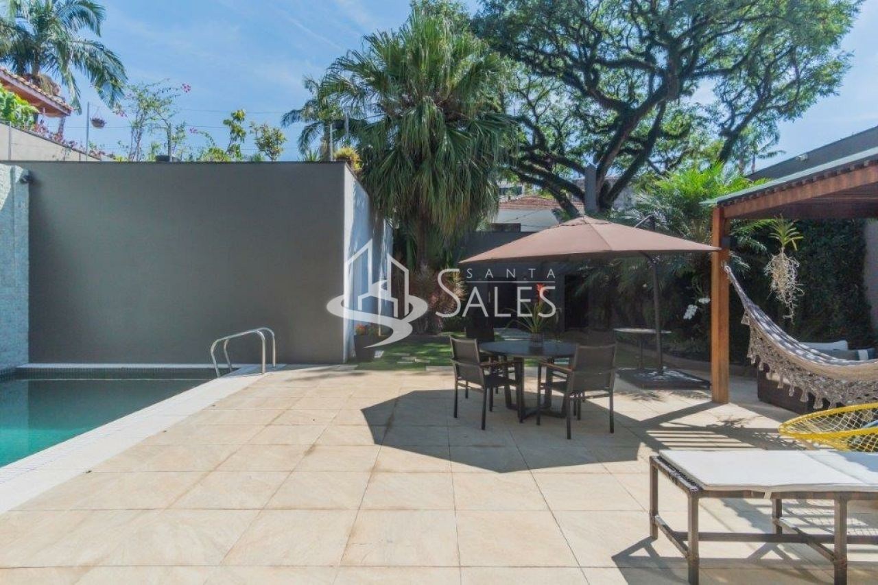 Sobrado à venda com 5 quartos, 606m² - Foto 4