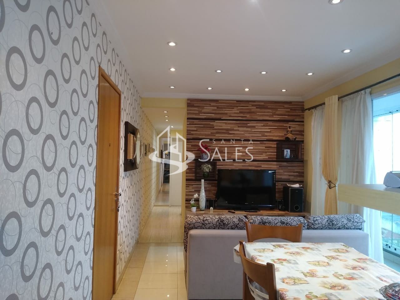 Apartamento à venda com 2 quartos, 72m² - Foto 2