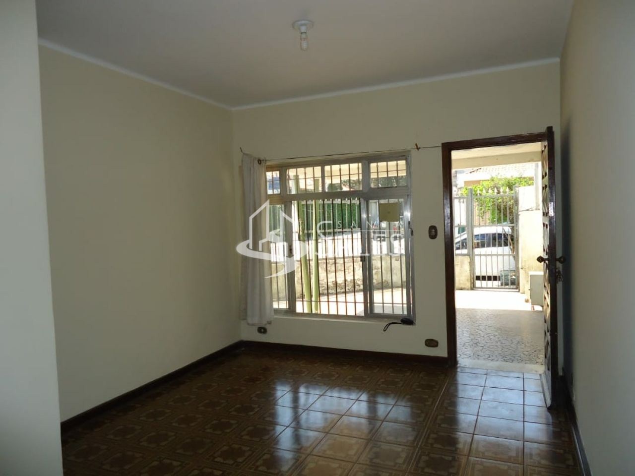 Sobrado à venda com 3 quartos, 200m² - Foto 4