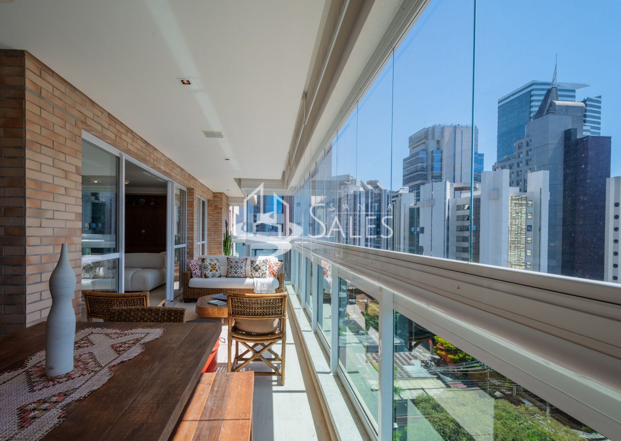 Apartamento para alugar com 4 quartos, 239m² - Foto 13