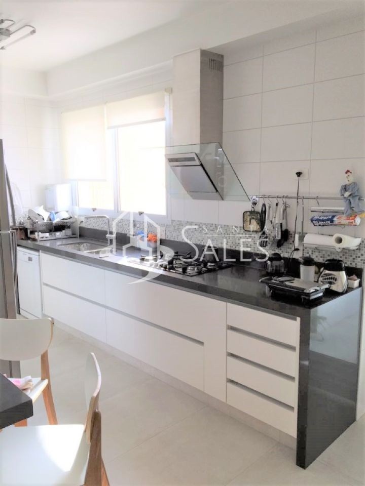 Apartamento, 3 quartos, 204 m² - Foto 2