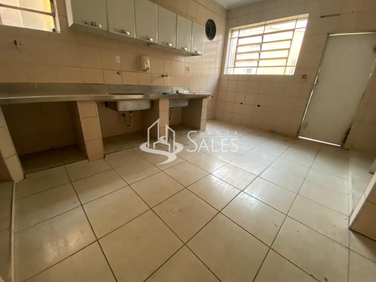 Sobrado, 3 quartos, 480 m² - Foto 1