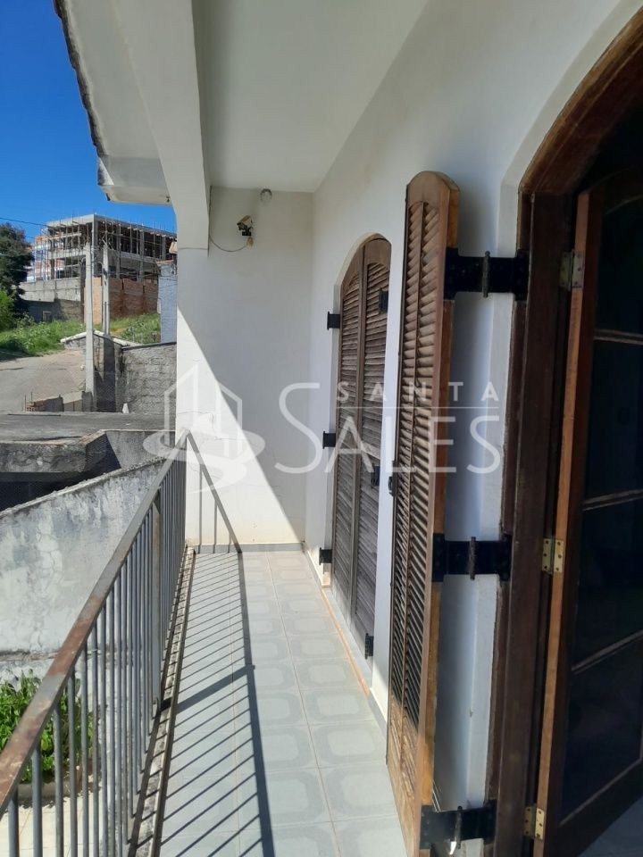 Casa à venda com 3 quartos, 209m² - Foto 3