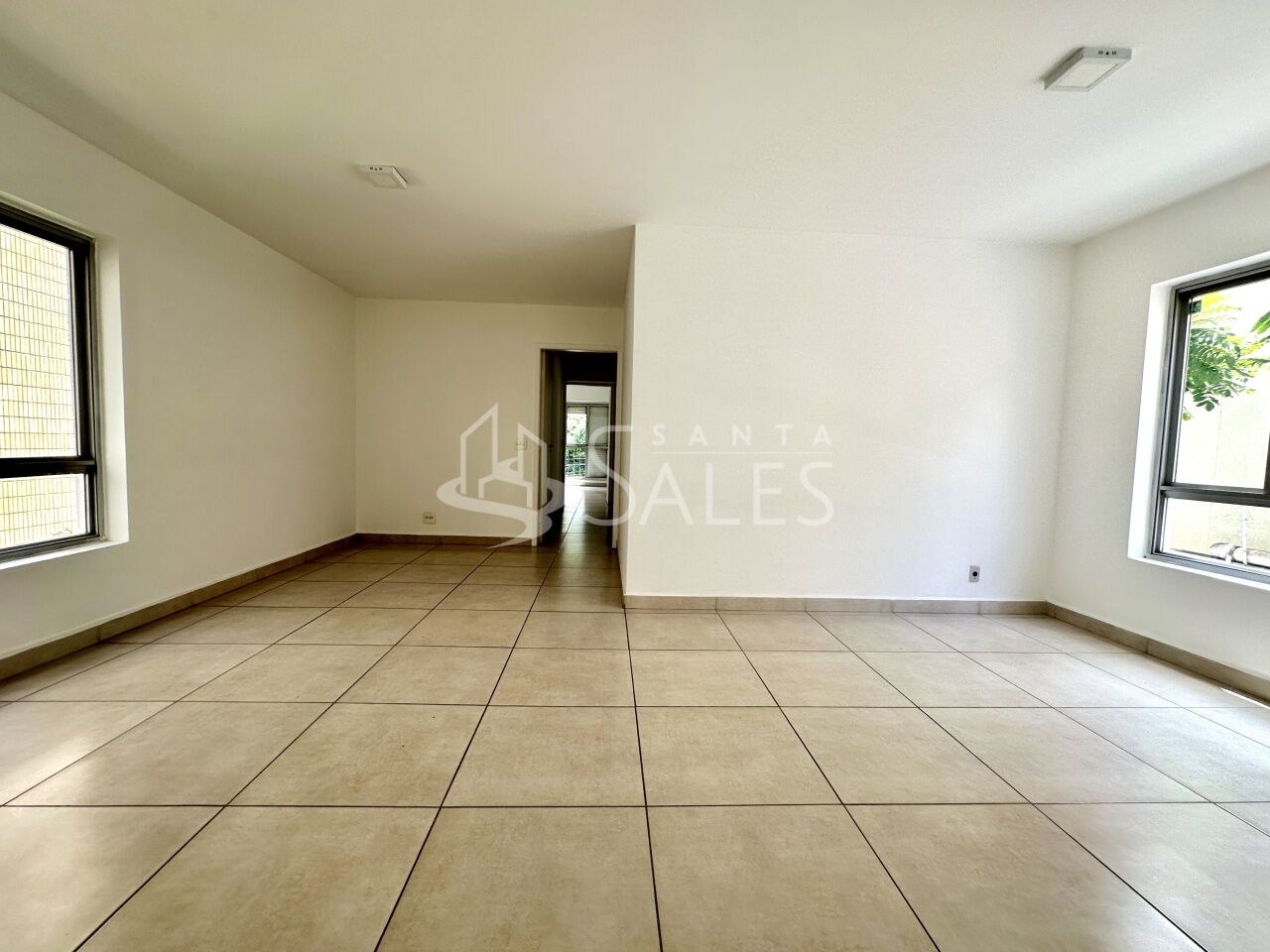 Apartamento para alugar com 3 quartos, 157m² - Foto 3