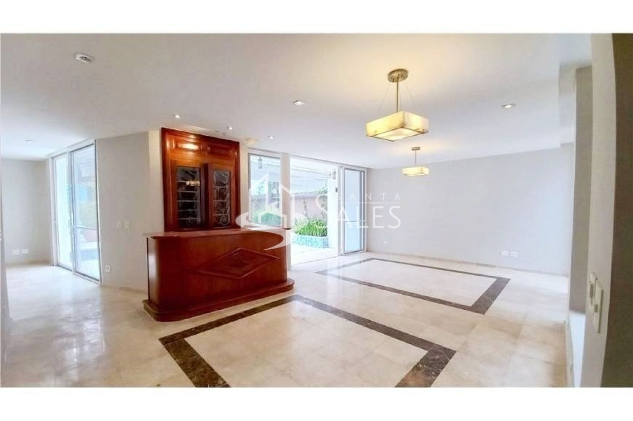 Sobrado, 3 quartos, 450 m² - Foto 1