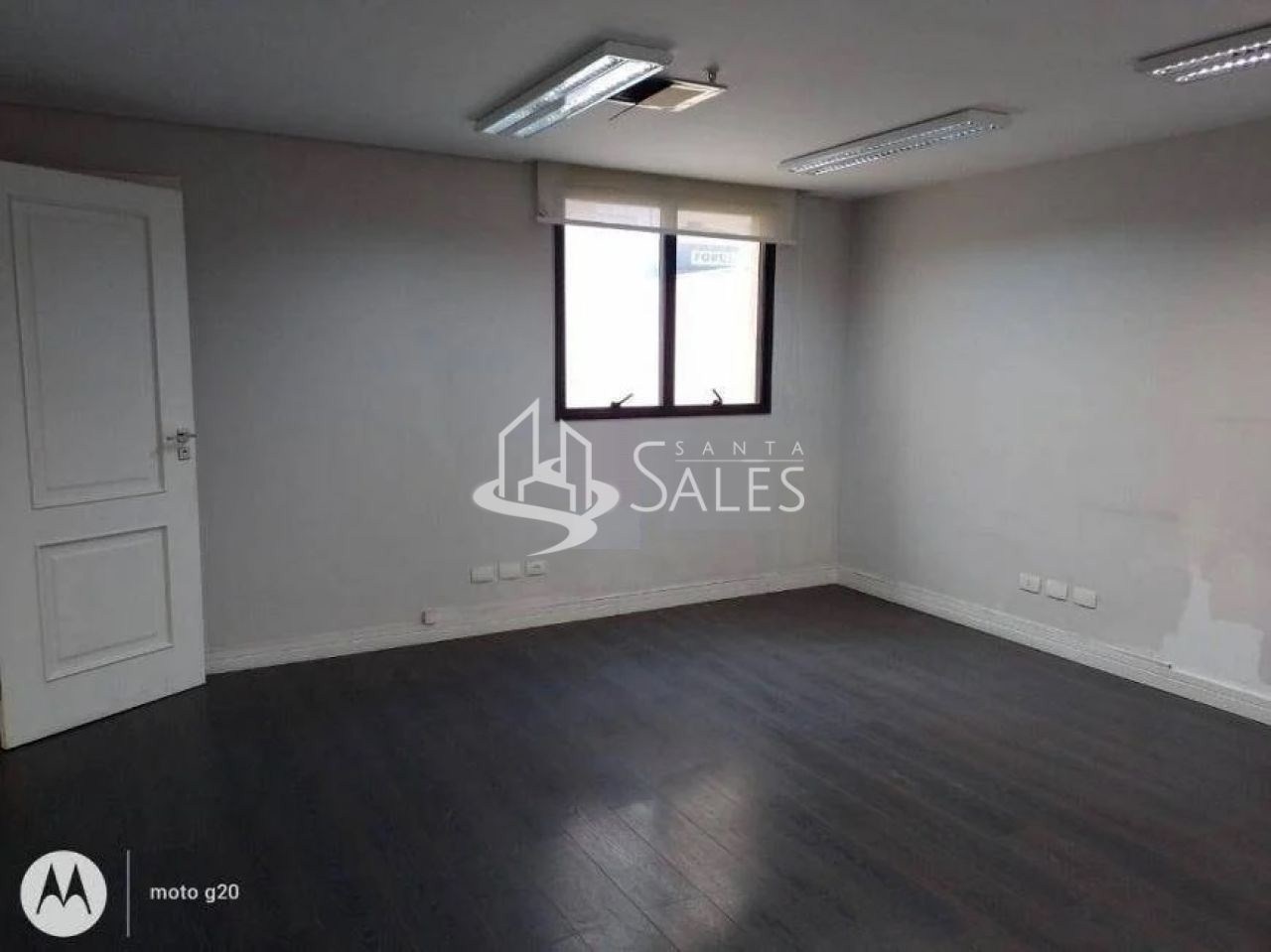 Sala-Conjunto, 300 m² - Foto 1
