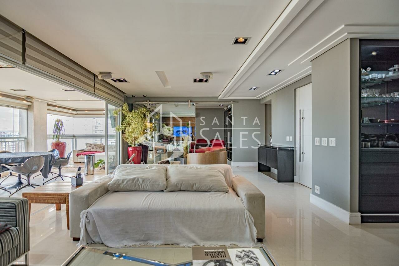 Apartamento para alugar com 4 quartos, 206m² - Foto 13