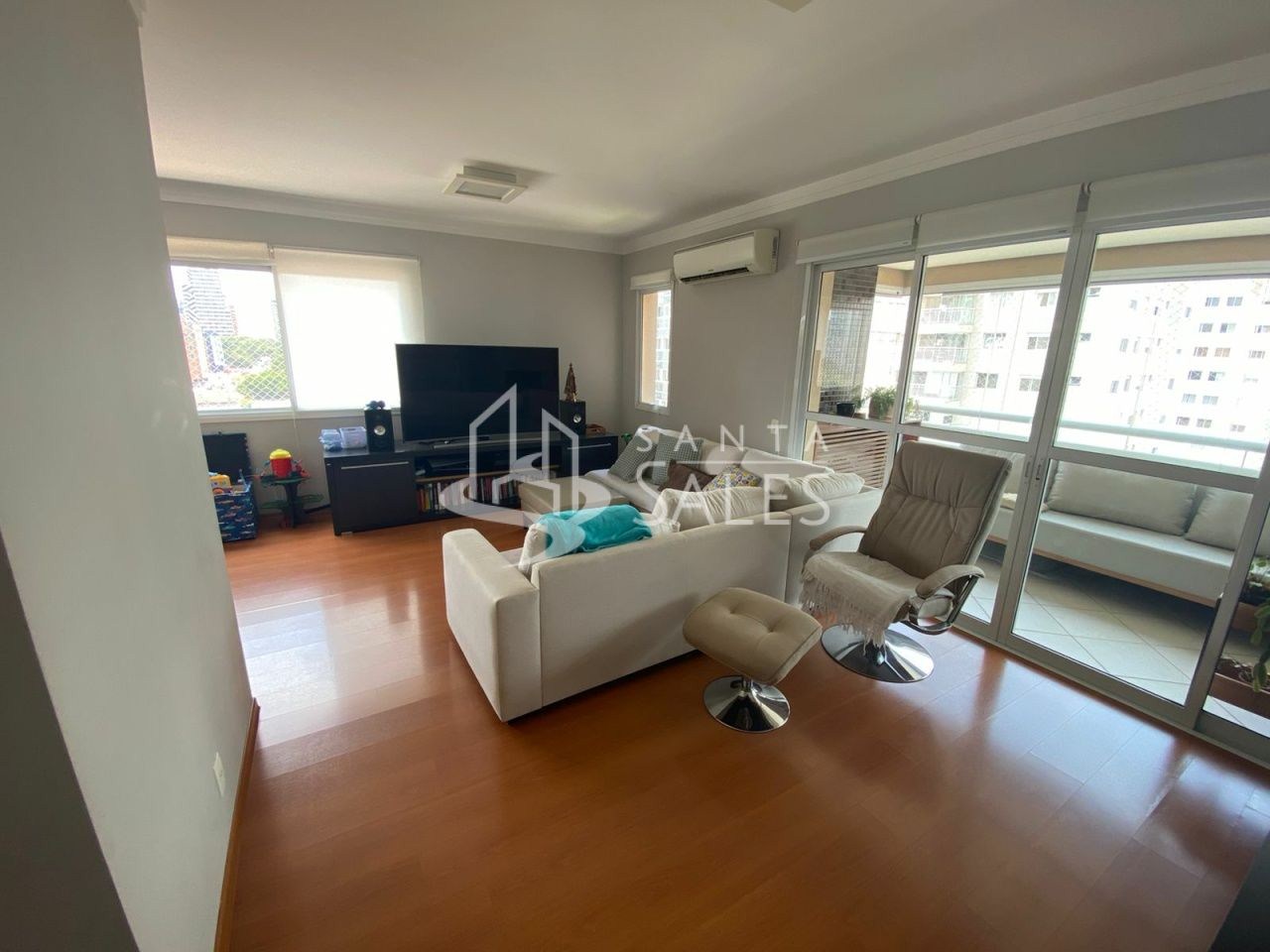 Apartamento, 3 quartos, 137 m² - Foto 2