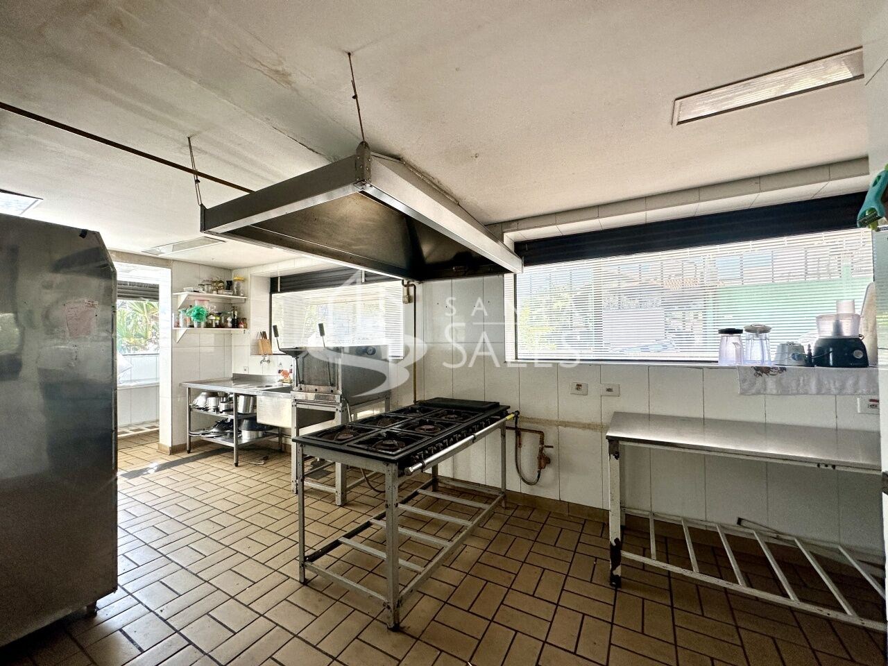 Prédio Inteiro à venda, 140m² - Foto 17