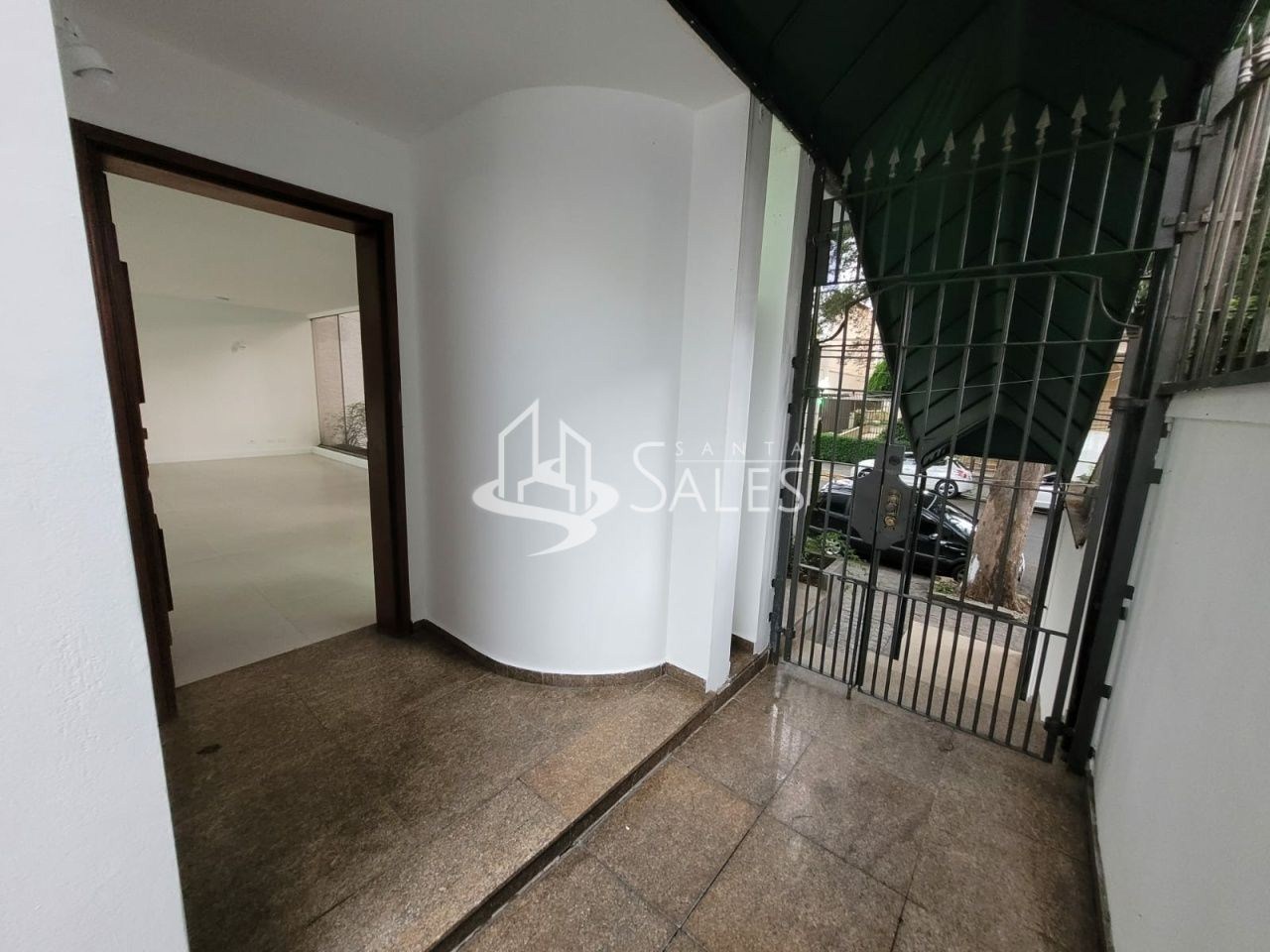 Sobrado para alugar com 4 quartos, 330m² - Foto 27