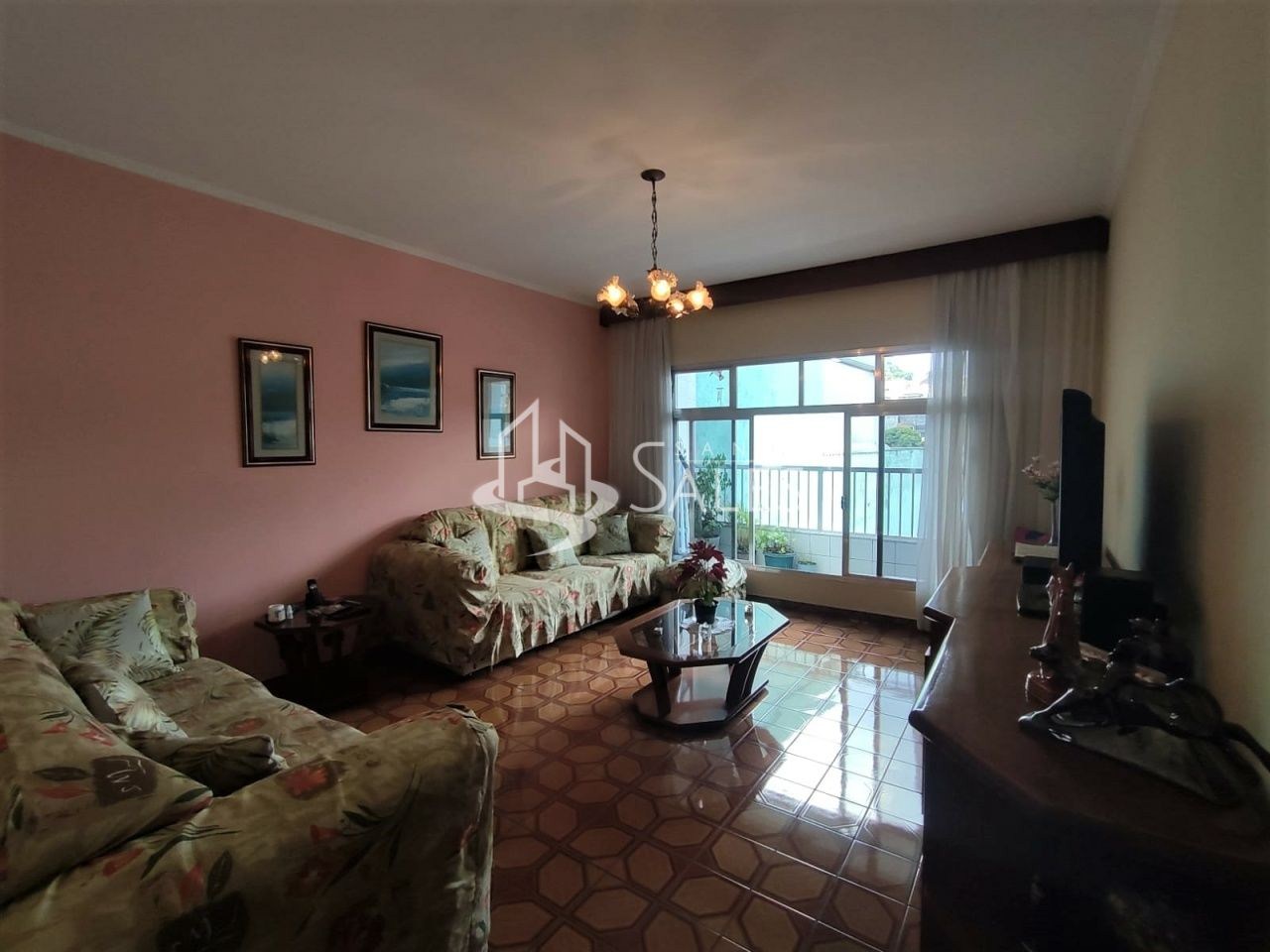 Casa, 5 quartos, 184 m² - Foto 1