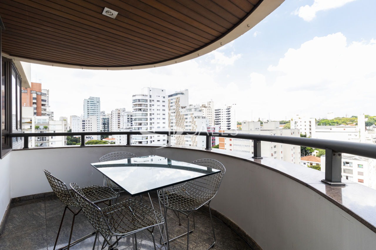 Apartamento para alugar com 4 quartos, 227m² - Foto 6