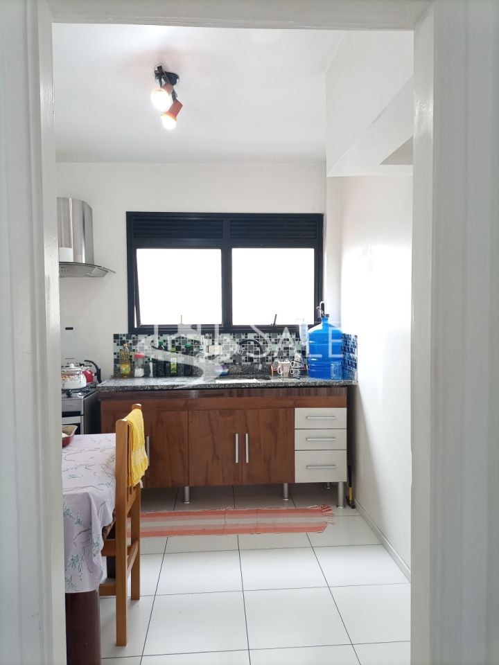 Apartamento para alugar com 3 quartos, 98m² - Foto 25