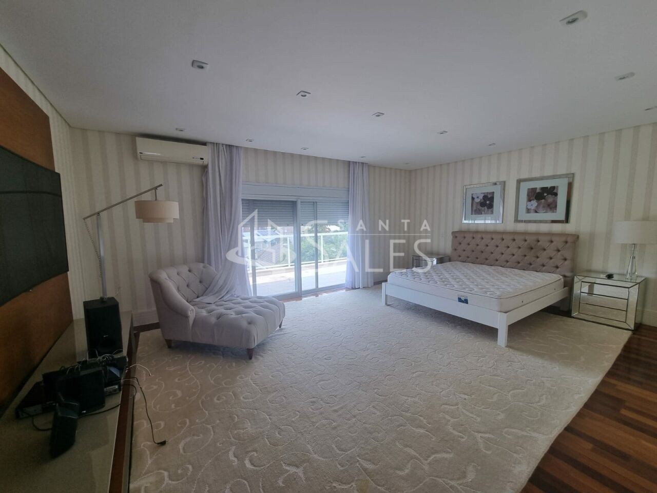 Casa, 4 quartos, 608 m² - Foto 1