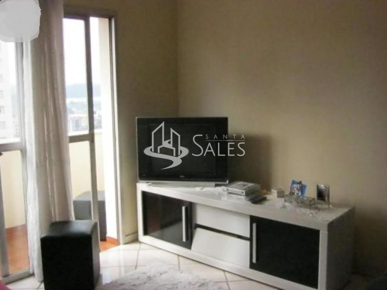 Apartamento à venda com 2 quartos, 65m² - Foto 2