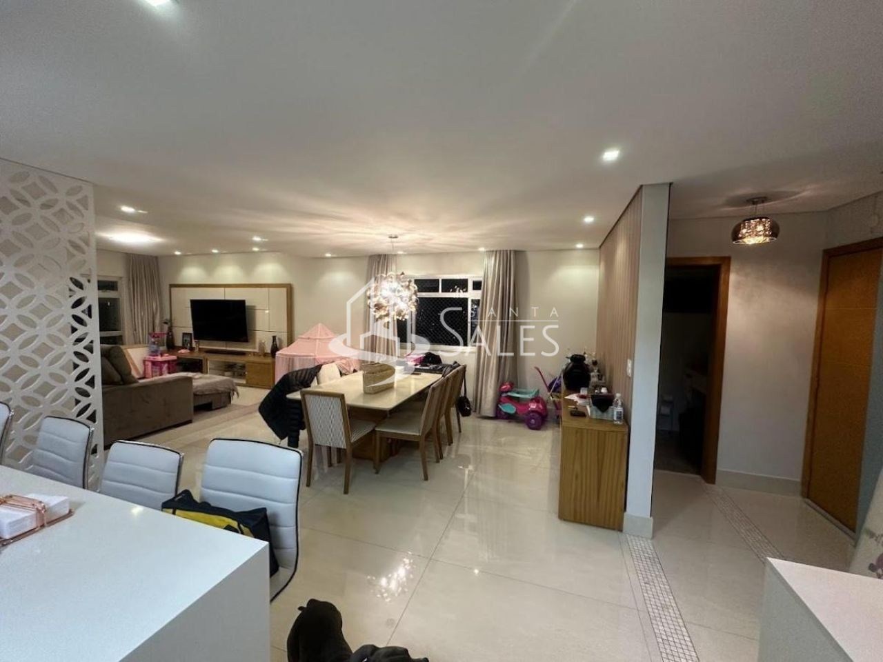 Apartamento à venda com 3 quartos, 160m² - Foto 4