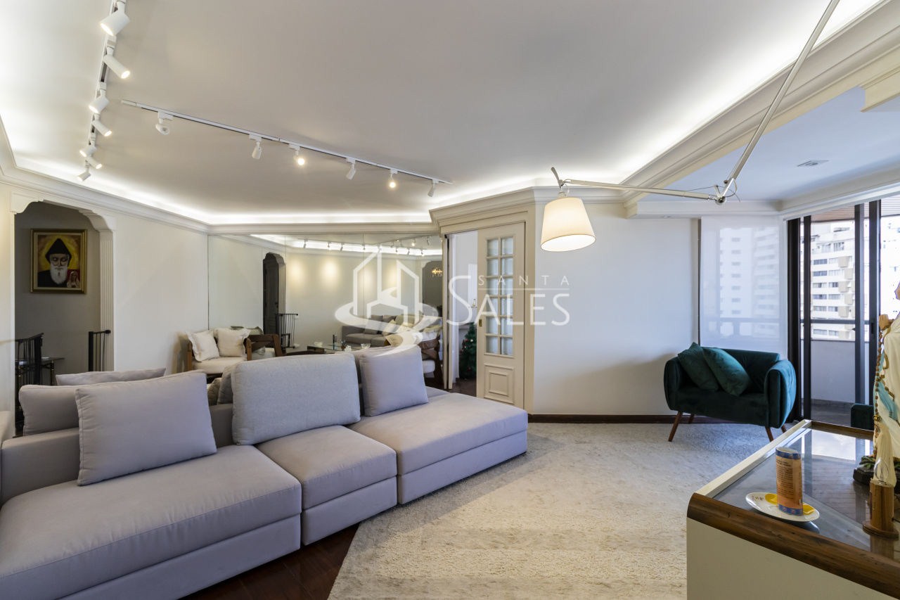 Apartamento para alugar com 4 quartos, 227m² - Foto 1