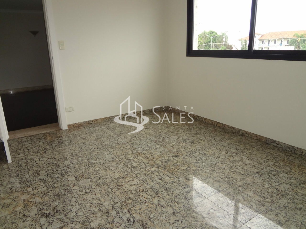 Apartamento para alugar com 4 quartos, 210m² - Foto 14