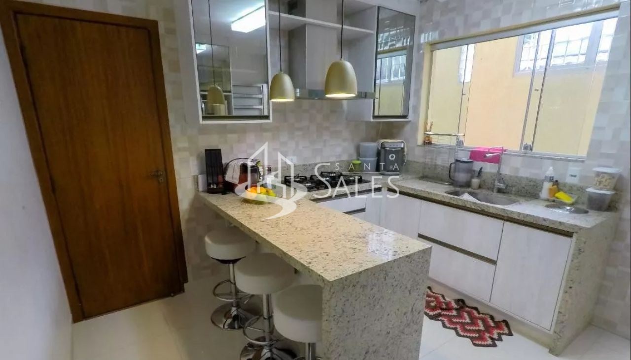 Casa, 4 quartos, 250 m² - Foto 31